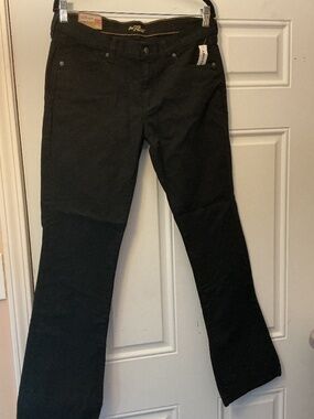 NEW WITH TAGS  Old Navy Black The Flirt BOOT CUT jeans 10 long 👖